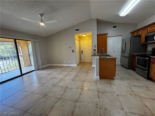 apt-1926-2226 Arbour Walk Cir, NAPLES, FL, 34109-8804 | Card Image