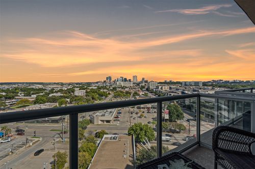 apt-819-3100 W 7th St, Fort Worth, TX, 76107-2799 | Card Image
