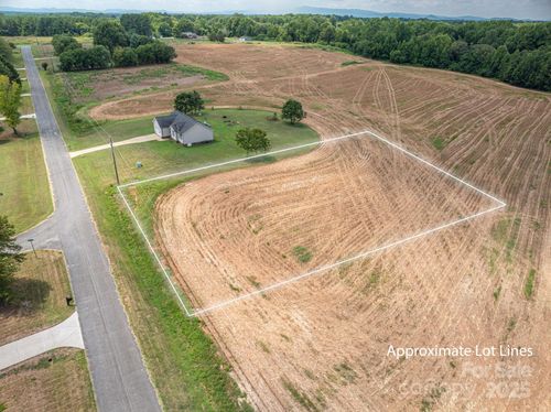 34-00 Hill Gates Trl, Cherryville, NC, 28021 | Card Image