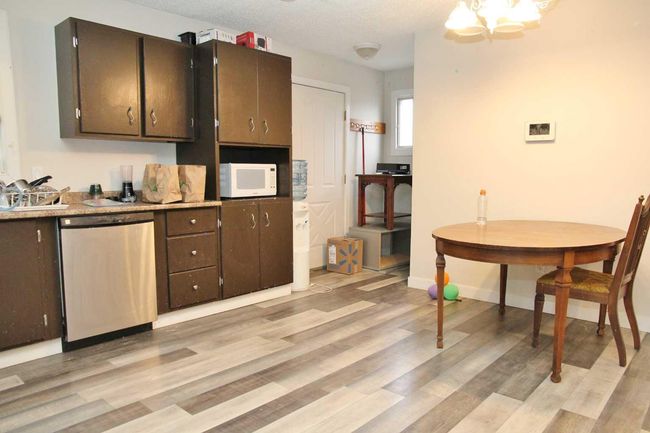 104 4 Th St E, House other with 4 bedrooms, 2 bathrooms and 2 parking in Lashburn SK | Image 5