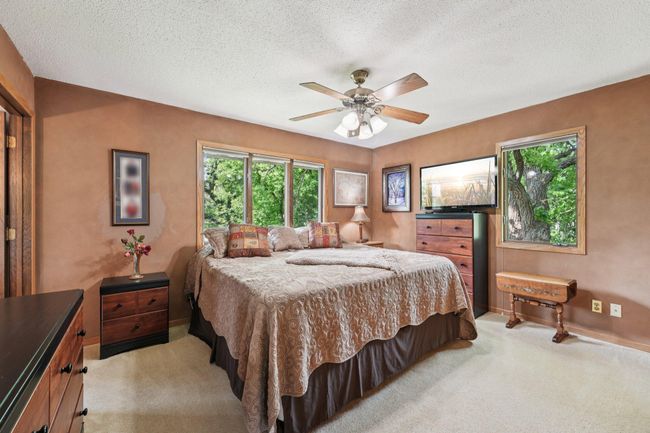 39-web-or-mls-Barnes Ave-0306-039.jpg | Image 24