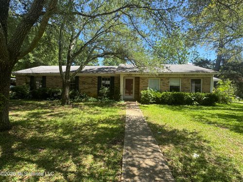 340 Eastwood Ave, Ridgeland, MS, 39157-3514 | Card Image