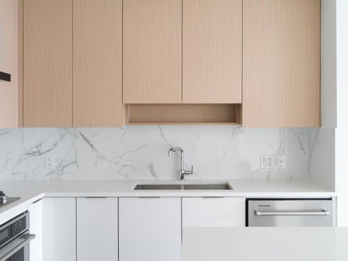 2307-699 Whiting Way, Coquitlam, BC, V3J0N7 | Card Image