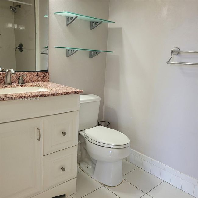 APT-306 - 1811 Sabal Palm Dr, Condo with 3 bedrooms, 2 bathrooms and null parking in Davie FL | Image 6