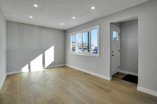 99 Penworth Close Se, Calgary, AB, T2A5N4 | Card Image