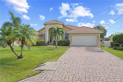 1408 Sw Seahawk Way, House other with 4 bedrooms, 3 bathrooms and 2 parking in Palm City FL | Image 1