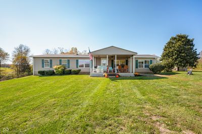 2218 W State Road 58, House other with 3 bedrooms, 2 bathrooms and null parking in Seymour IN | Image 2