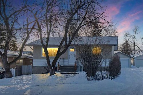 309 Windsor Ave Nw, Turner Valley, AB, T0L2A0 | Card Image