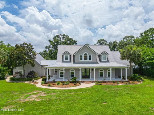 5029 Crescent Ridge Dr, Kiln, MS, 39556-8405 | Card Image