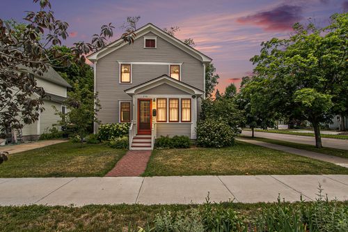 230 W 11th St, Holland, MI, 49423-3208 | Card Image