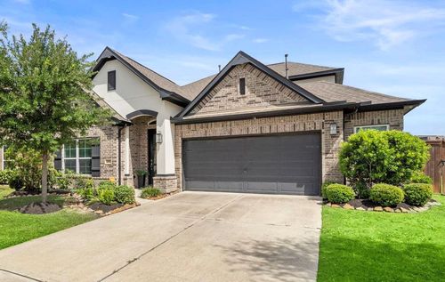 10927 Crestwood Point Cir, Cypress, TX, 77433-7156 | Card Image