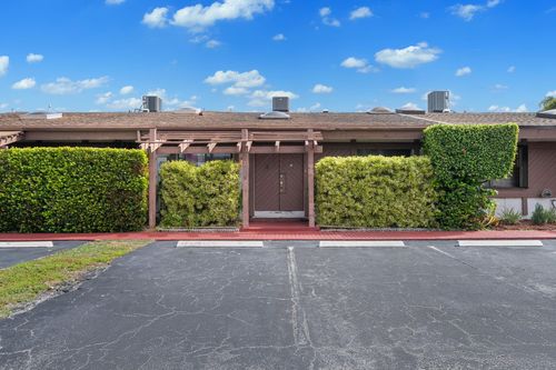 2679-2679 S Parkview Dr, Hallandale Beach, FL, 33009-2922 | Card Image