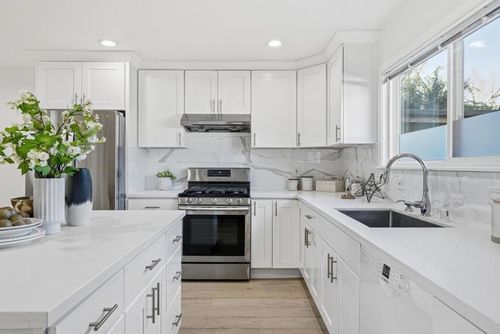 2152 Ashwood Ln, San Jose, CA, 95132-1202 | Card Image