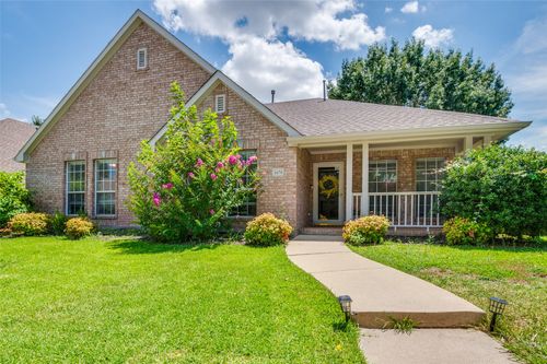 1676 Castle Rock Dr, Lewisville, TX, 75077-2456 | Card Image