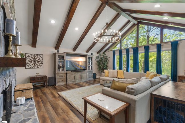 302 Sassafras Dr, House other with 3 bedrooms, 3 bathrooms and 2 parking in Taylors SC | Image 7