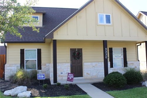 3330 Keefer Loop, College Station, TX, 77845-5498 | Card Image