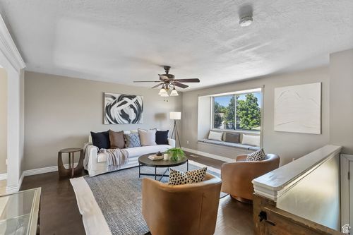 3923 5700, Roy, UT, 84067-9177 | Card Image