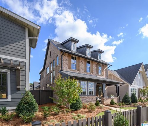 4163 Arnold Ln, HOOVER, AL, 35244-6769 | Card Image