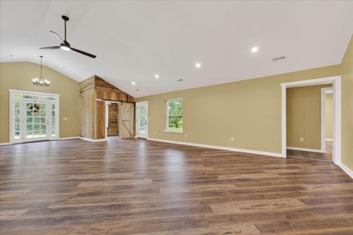 776 Norris Hollow Rd, Vanleer, TN, 37181-5312 | Card Image