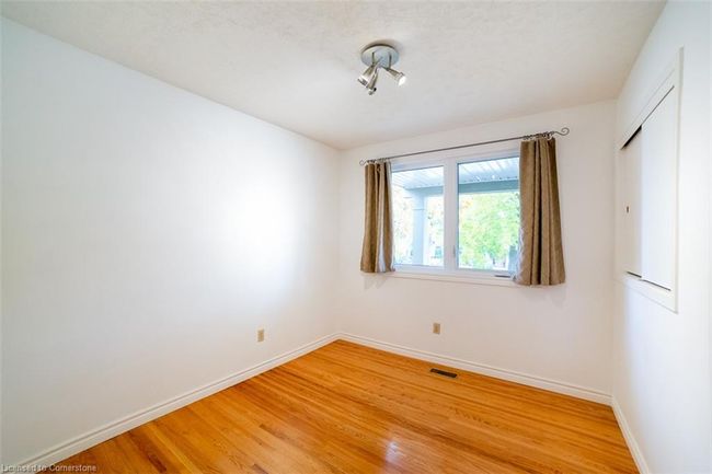 125 Lakeside Dr, House other with 4 bedrooms, 2 bathrooms and 5 parking in Grimsby ON | Image 13