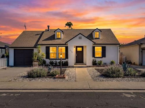 628 Fir Street, Manteca, CA, 95336 | Card Image