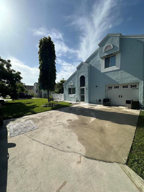 8 Elton Place, Boynton Beach, FL, 33426 | Card Image