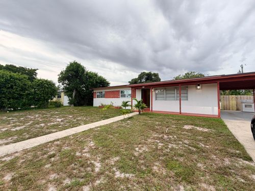 121 N 12th St, Lantana, FL, 33462-2745 | Card Image