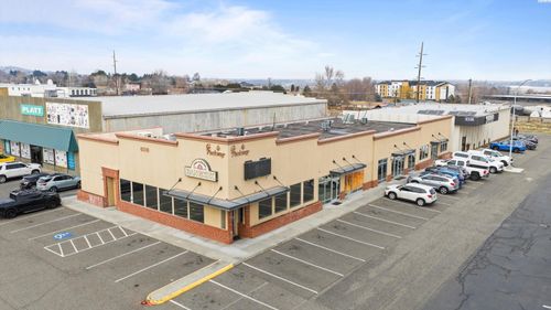 f-8318 W Gage Blvd, Kennewick, WA, 99336 | Card Image