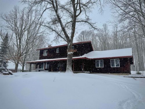 5474 Lake Rd, Fife Lake, MI, 49633-9313 | Card Image