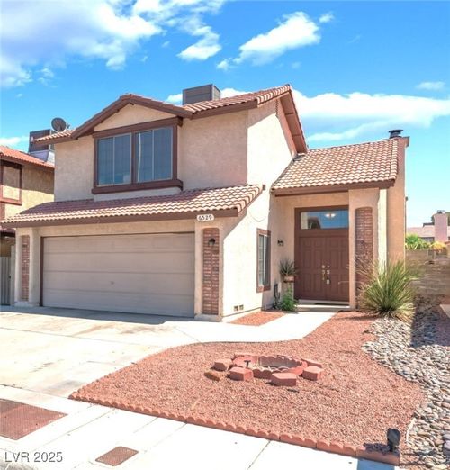 6529 Hartwood Rd, Las Vegas, NV, 89108-4404 | Card Image
