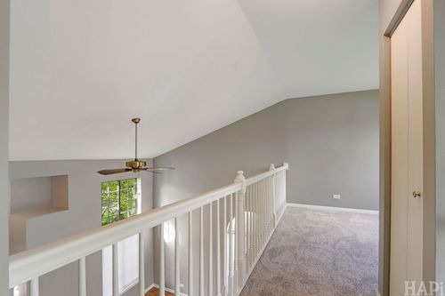 0-62 E Rustic Ln, Round Lake Beach, IL, 60073-4056 | Card Image