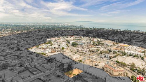 15410 Albright St, Pacific Palisades, CA, 90272-2524 | Card Image