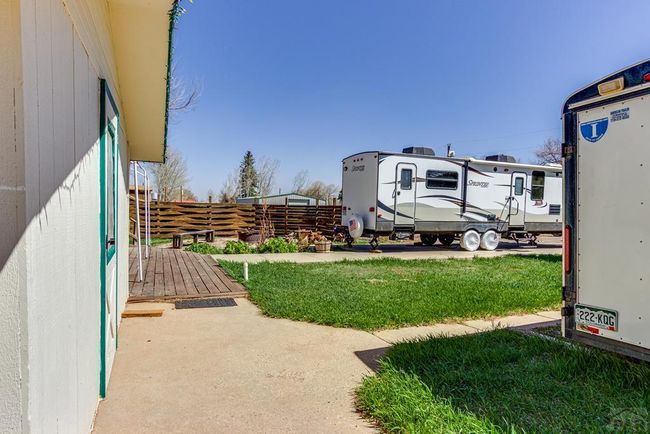 Patio and RV pad | Image 26