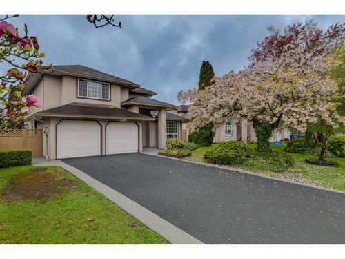 18638 56b Avenue, Surrey, BC, V3S7N2 | Card Image
