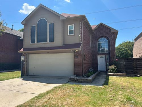 2114 Montclair Ln, Lewisville, TX, 75067-6148 | Card Image