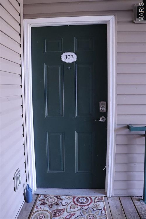 apt-303-885 Forest Ave, Valley Park, MO, 63088-2532 | Card Image