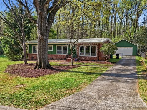 3718 Country Club Dr, Charlotte, NC, 28205-3212 | Card Image