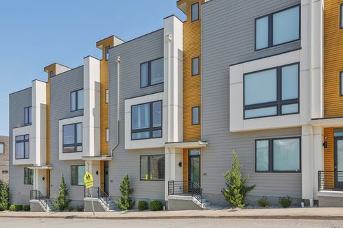 98 N 8th St, Nashville, TN, 37206-3876 | Card Image