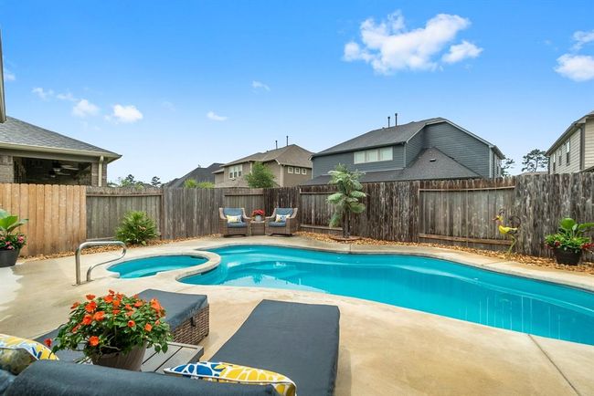 Barton Creek Ranch offers community parks, tennis courts, picnic pavilions, and more! | Image 30