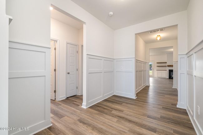 33 Barony Ln, House other with 3 bedrooms, 3 bathrooms and 2 parking in Smithfield NC | Image 4