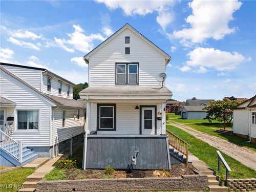225 W 40th St, Shadyside, OH, 43947-1126 | Card Image
