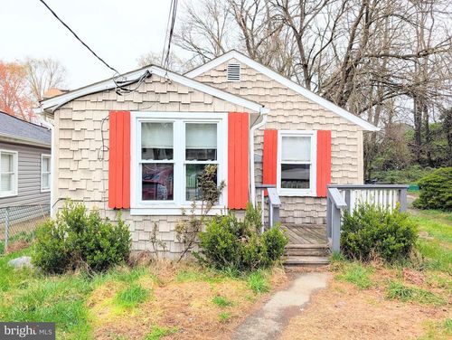 4 Wendover Rd, GLEN BURNIE, MD, 21060-7526 | Card Image