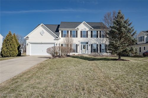 5439 Charleston Dr, Valley City, OH, 44280-9102 | Card Image