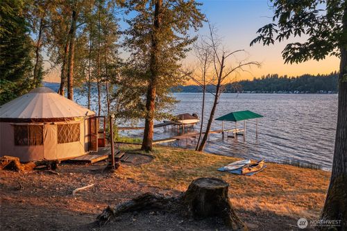 23 YURT E Lake Sammamish Pkwy Se, Sammamish, WA, 98074 | Card Image