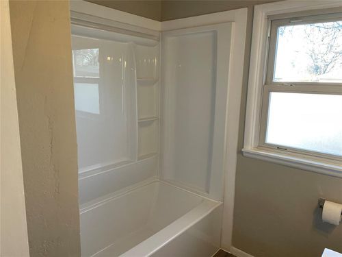 228 W 9th St, Edmond, OK, 73003-5751 | Card Image