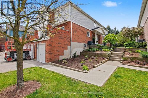 48-941 Gordon Street, Guelph (Kortright West), ON, N1G4R9 | Card Image