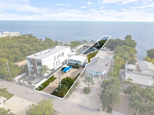 127 Seaside Ave, Key Largo, FL, 33037-3862 | Card Image