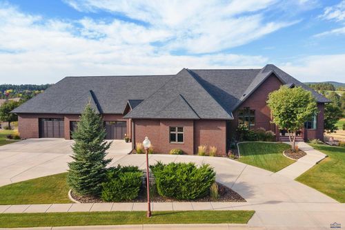 6717 Kennemer Dr, Rapid City, SD, 57702-9596 | Card Image