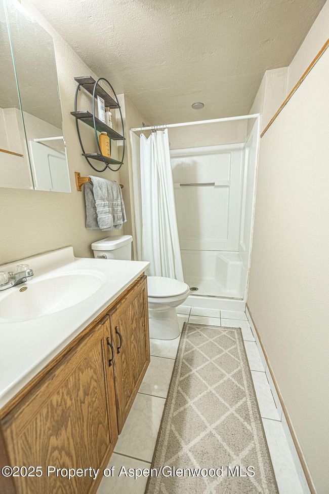 298 Middle St, House other with 5 bedrooms, 3 bathrooms and null parking in Rangely CO | Image 37