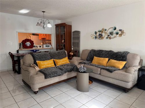 apt-740-1801 S Ocean Dr, Hallandale Beach, FL, 33009-4947 | Card Image